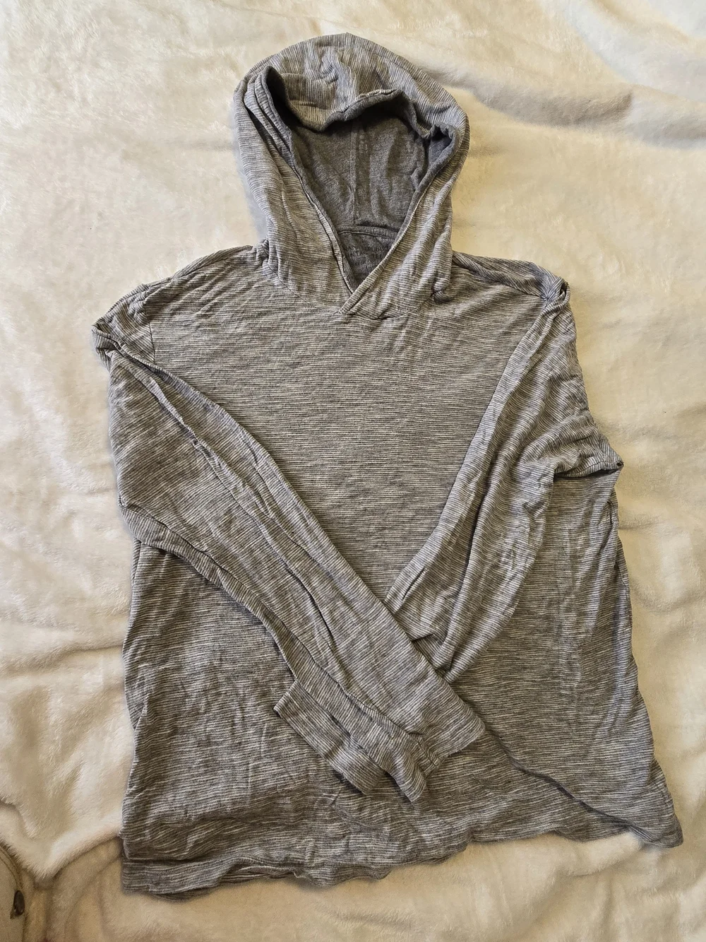 Banana Republic Men's Heather Gray Lightweight Hooded Long-Sleeve